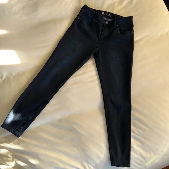 LIKE NEW • KUT from the Kloth “Donna” High Waist Skinny Ankle Jeans • Women’s 6👖 - Picture 7 of 16